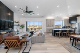 Cliffside Modern Villa ~ Hot Tub/Stunning Views